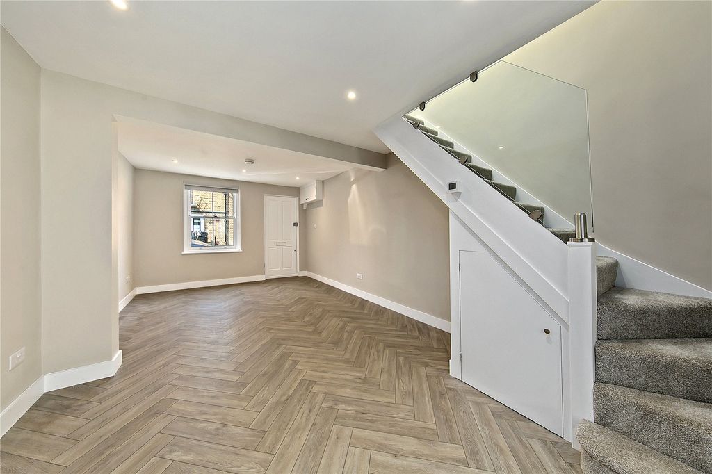 Property photo 3 of 12 Picture No. 06