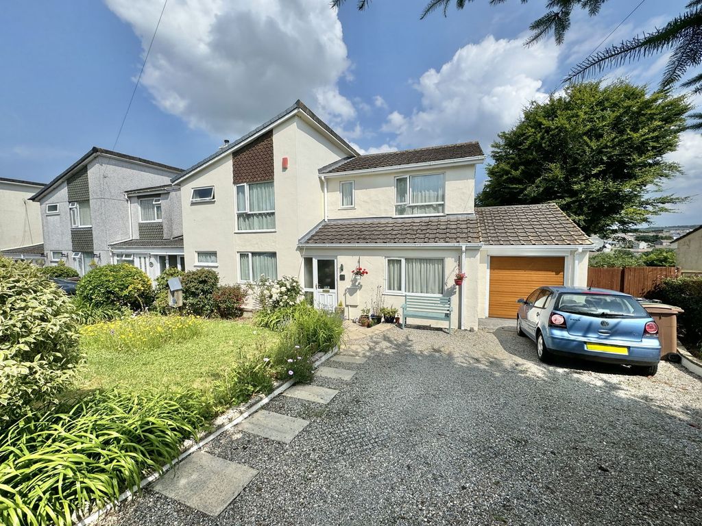 Property photo 1 of 21