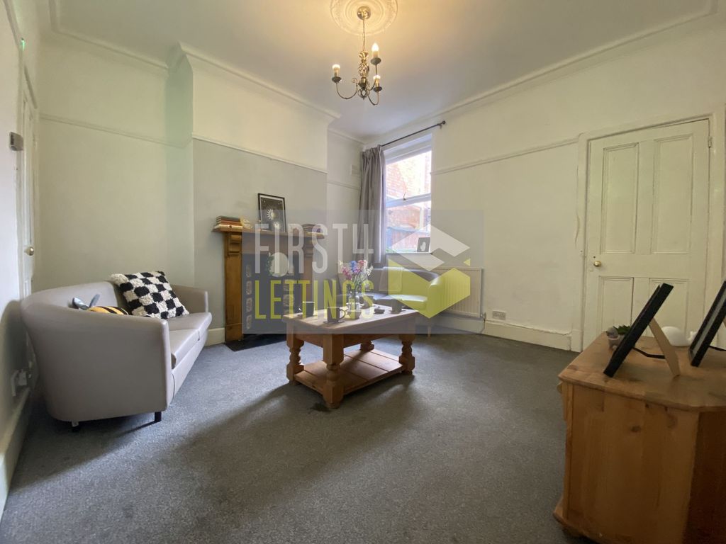 Property photo 2 of 18 Photo 16