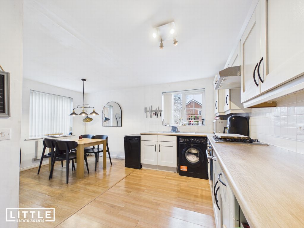 Property photo 2 of 23 Photo 5