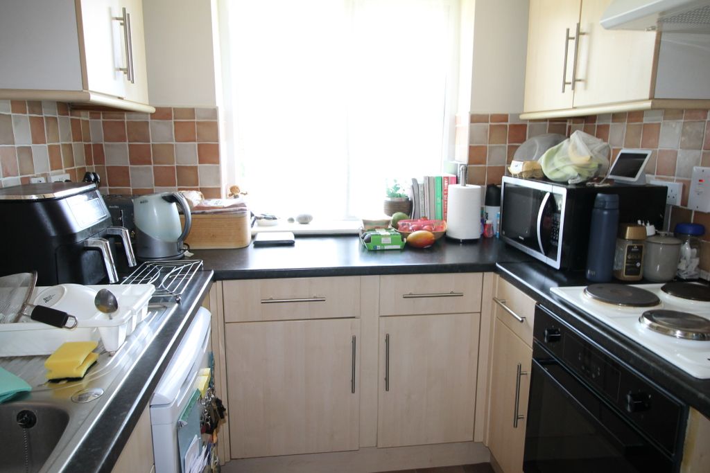 Property photo 1 of 5