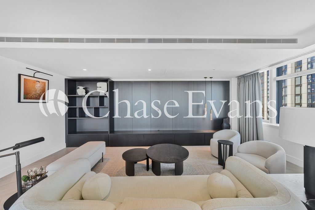 Property photo 3 of 20 Living Area