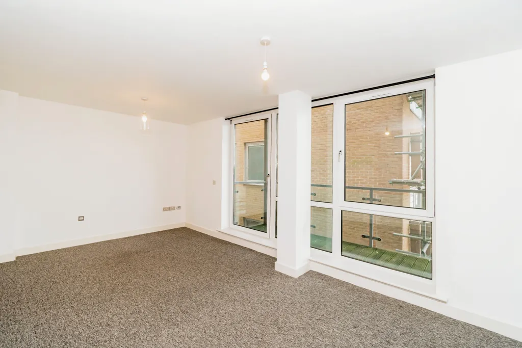 Apartment in Southampton, St Mary's - View 6