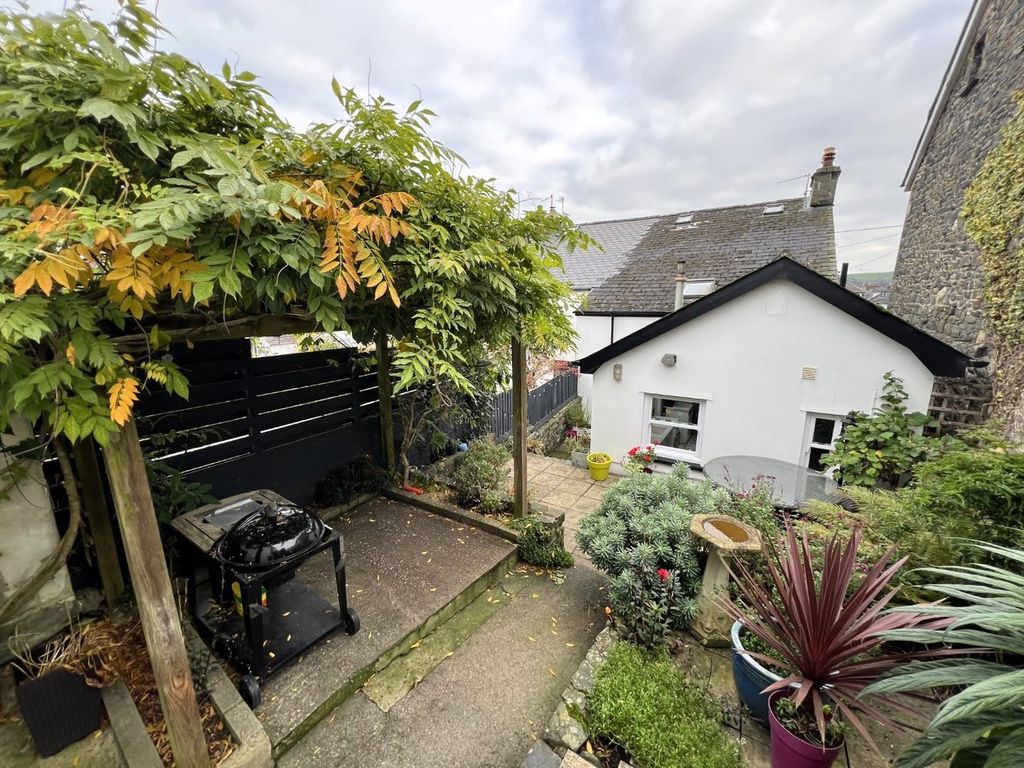 Property photo 3 of 50