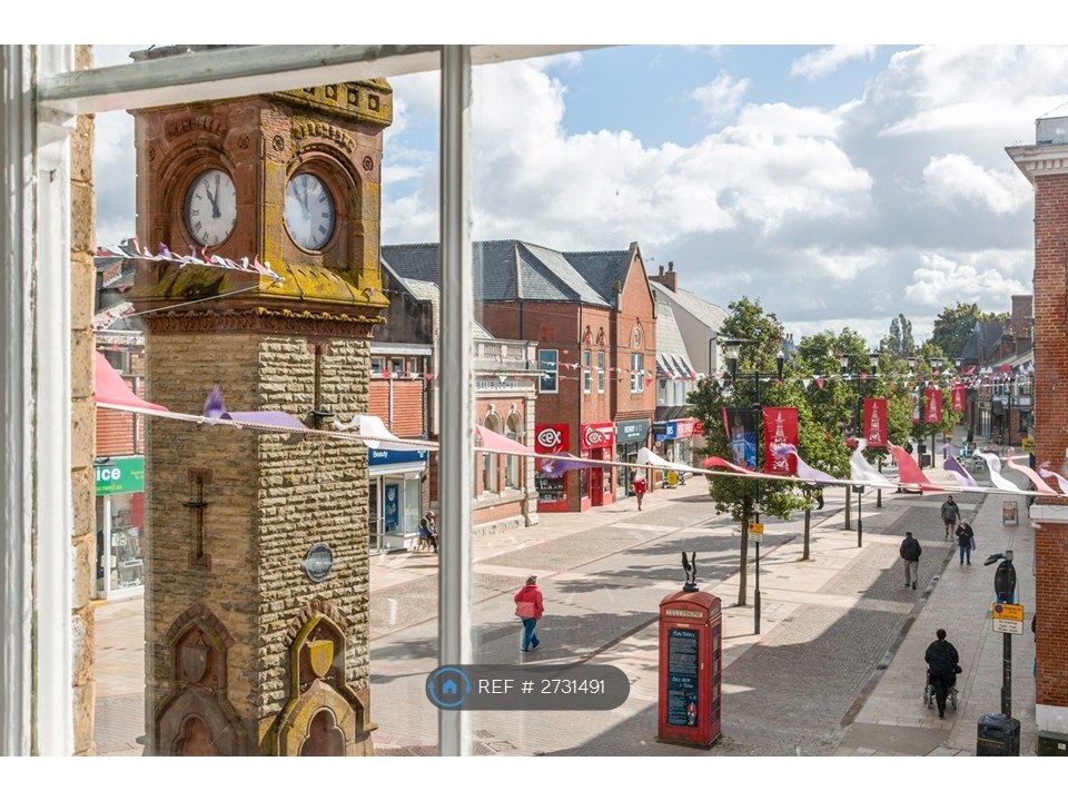 Property photo 2 of 13