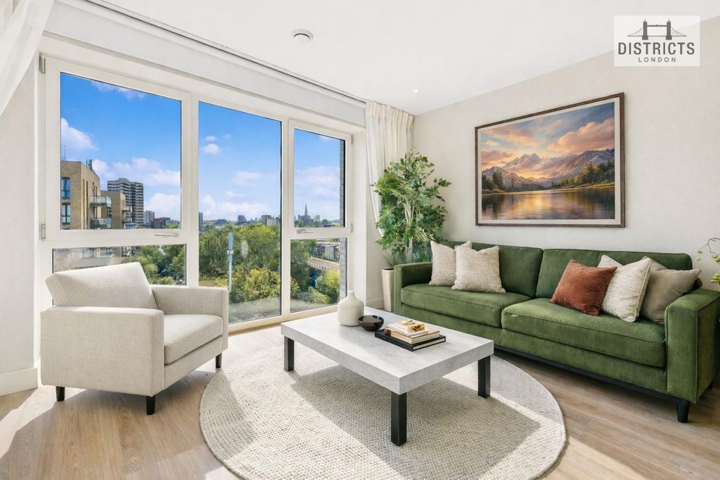 Property photo 1 of 9 Living Area.Jpg