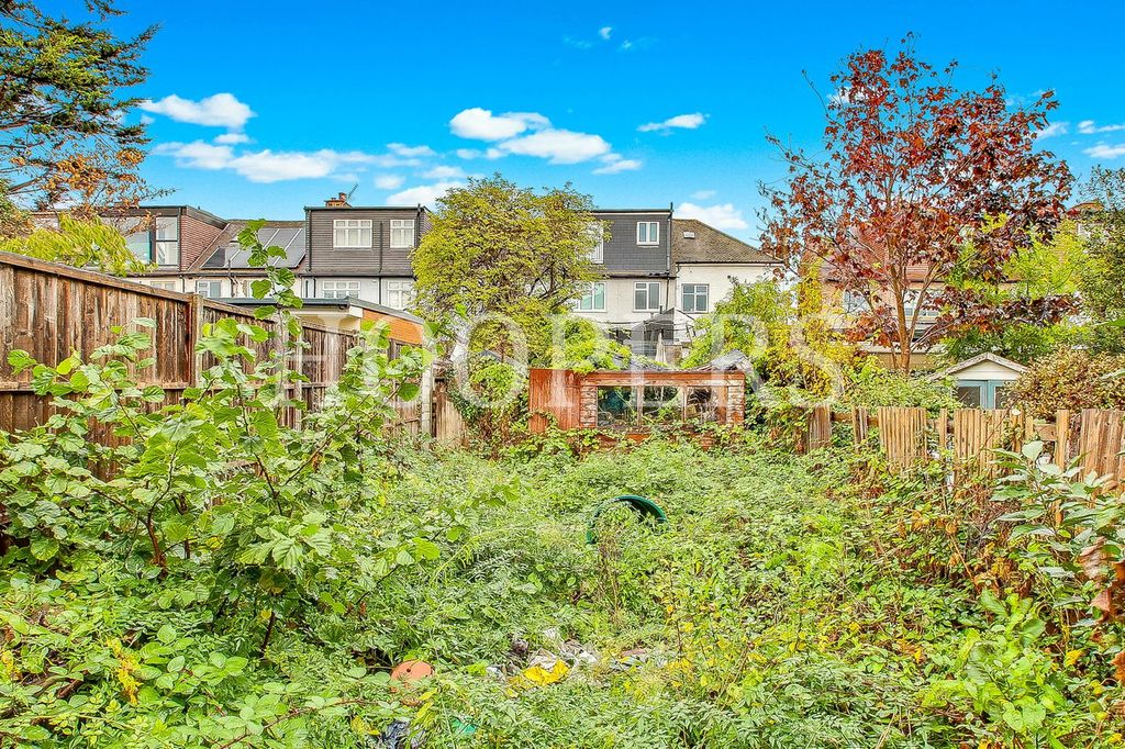 Property photo 3 of 4