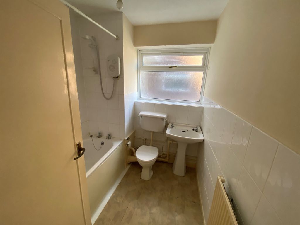 Property photo 3 of 23
