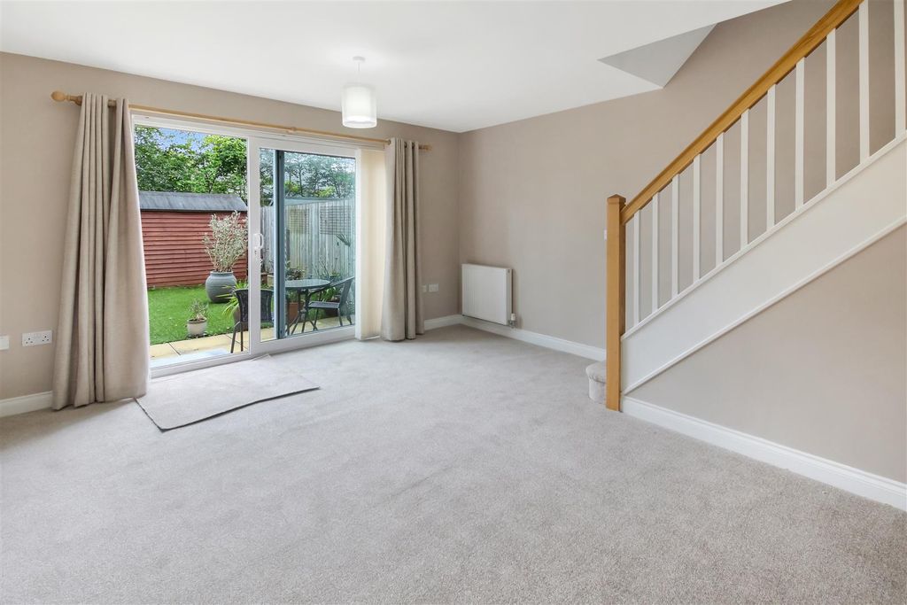 Property photo 2 of 13 Img_8065.Jpg