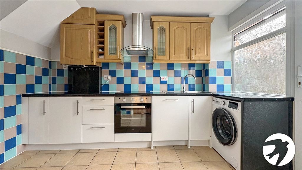 Property photo 3 of 11 Picture No. 23