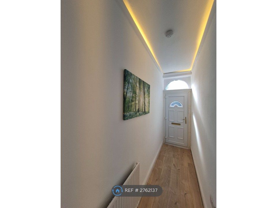 Property photo 1 of 35