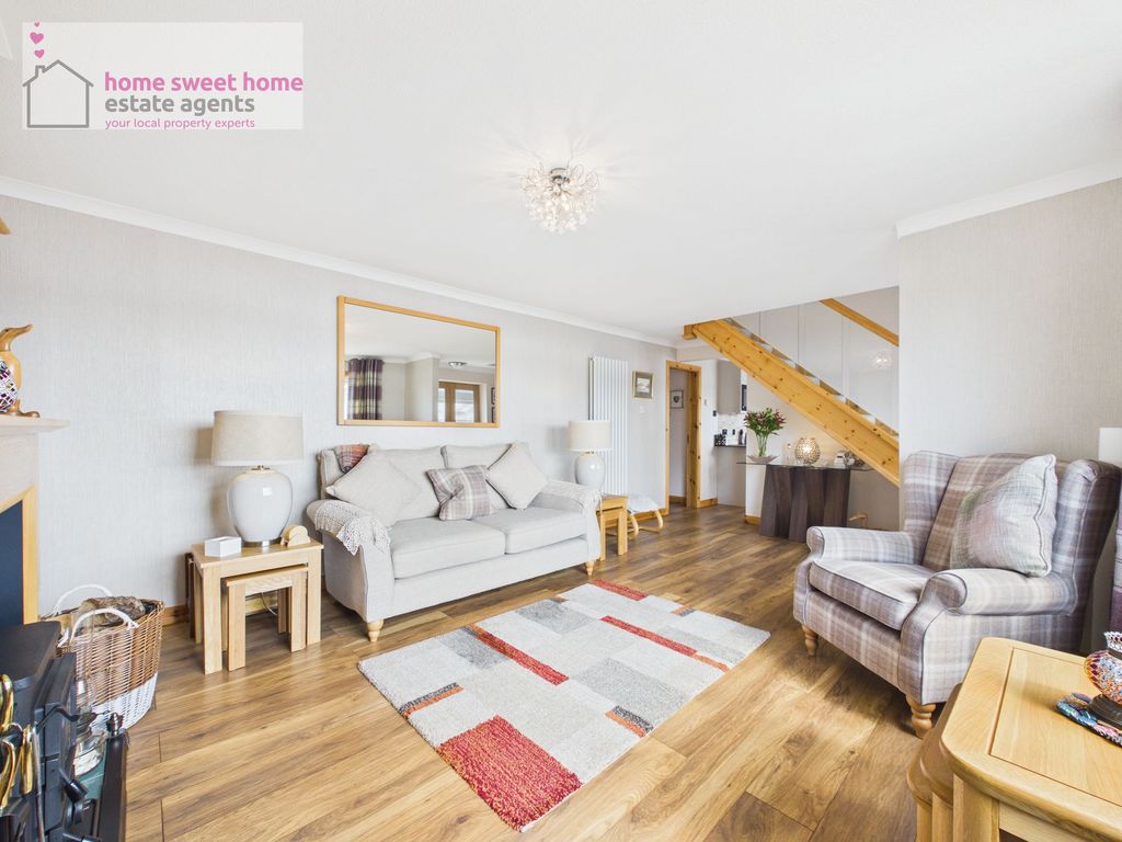 Property photo 2 of 52