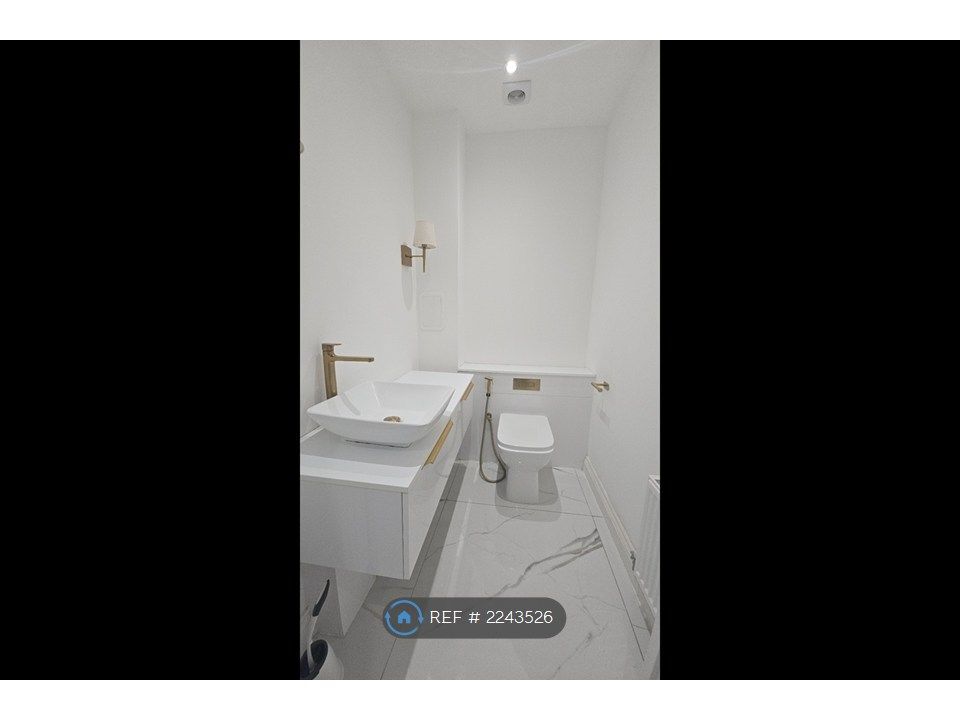 Property photo 3 of 19 Downstairs Wc