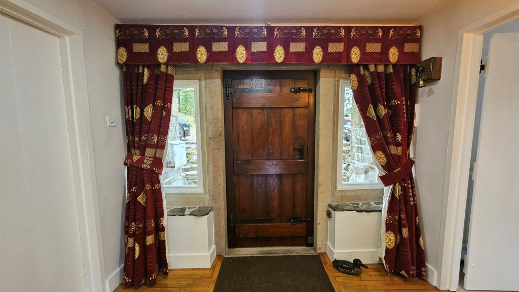 4 bed barn conversion for saleLower Waterfold Barn, Bradshaw Road, Bolton BL2 photo 4