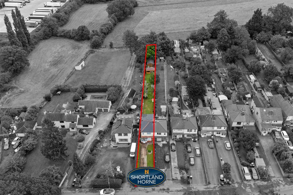 Property photo 2 of 30