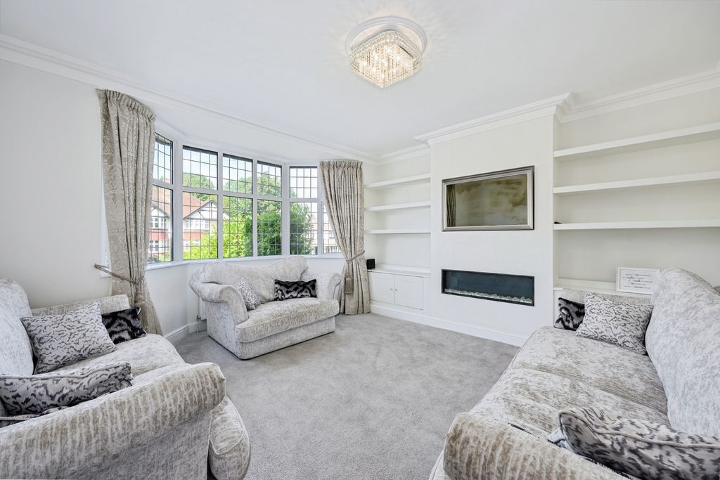 Property photo 2 of 24 Pbox-Img.Jpg