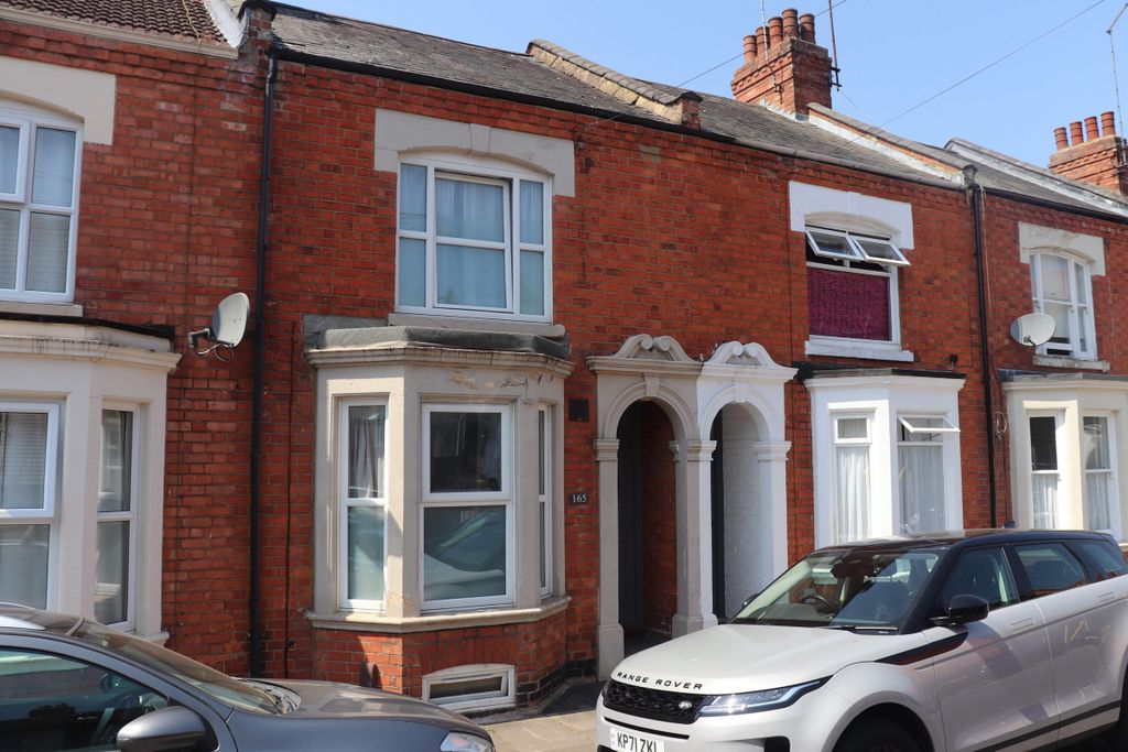 Property photo 1 of 6