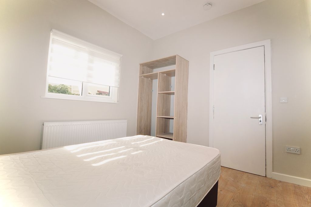 Property photo 3 of 6 Img_6706