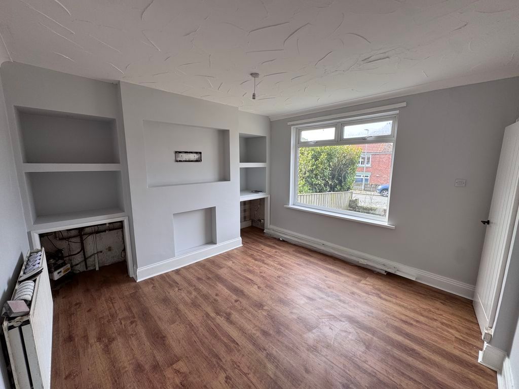 Property photo 3 of 17 Photo 3