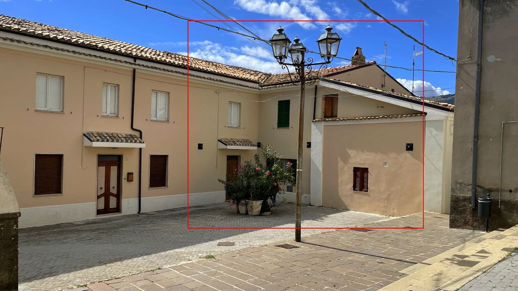 Property photo 2 of 41