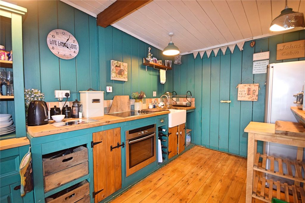 Property photo 2 of 13 Picture No. 03