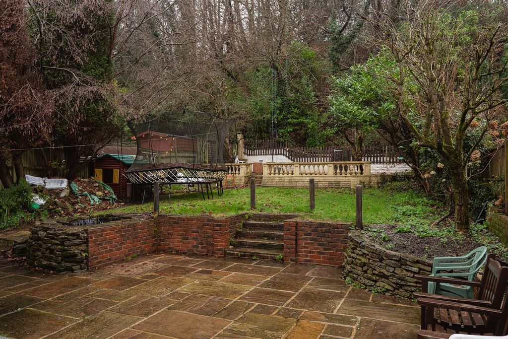 Property photo 3 of 13 10.Jpg