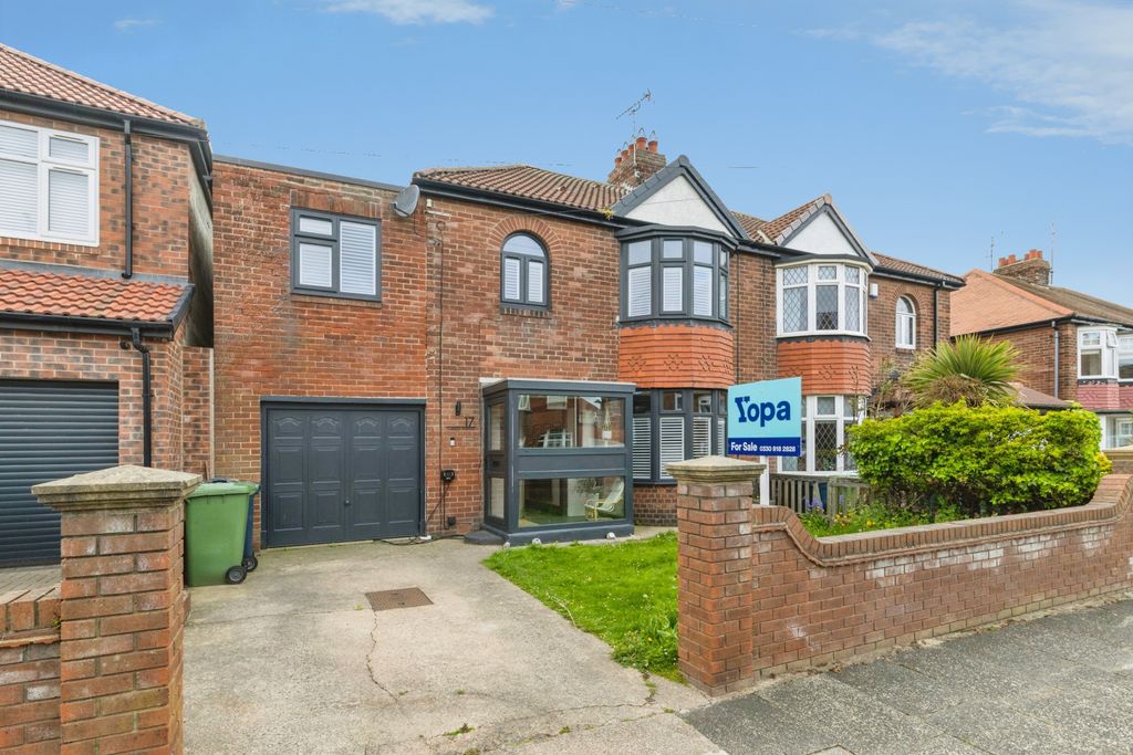 Property photo 1 of 14 1K4A3251