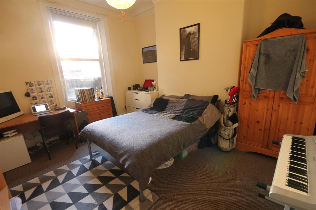 Property photo 2 of 11 4.Jpg