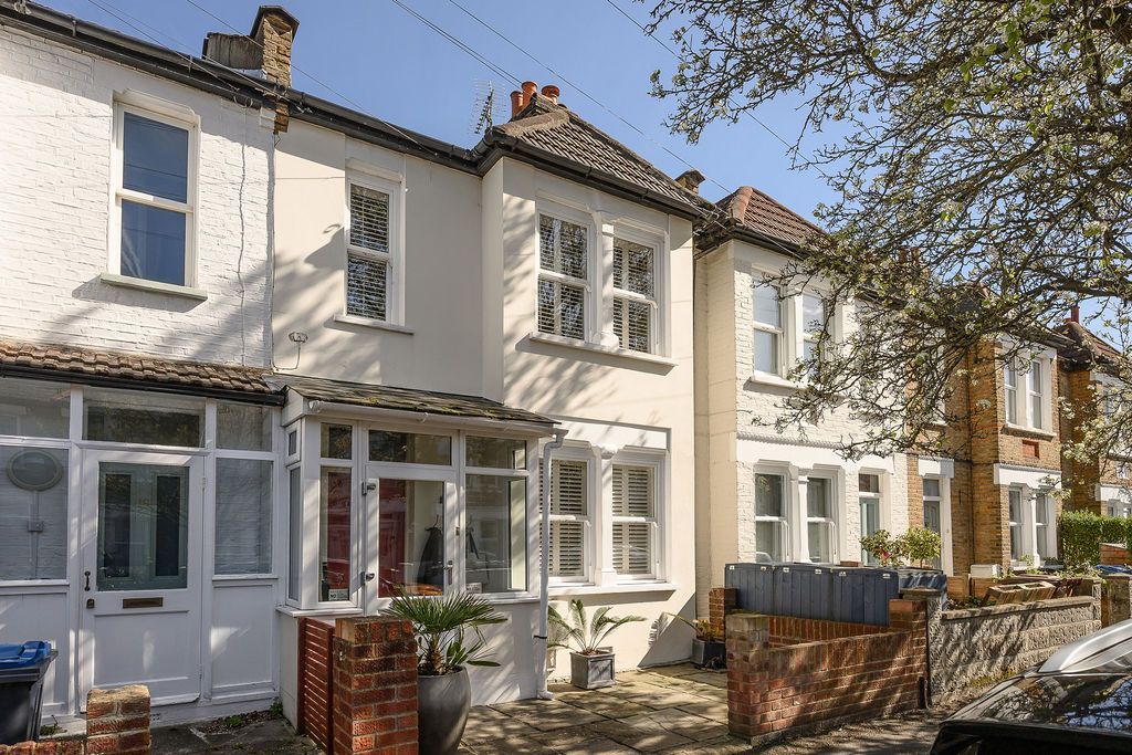 Property photo 1 of 30