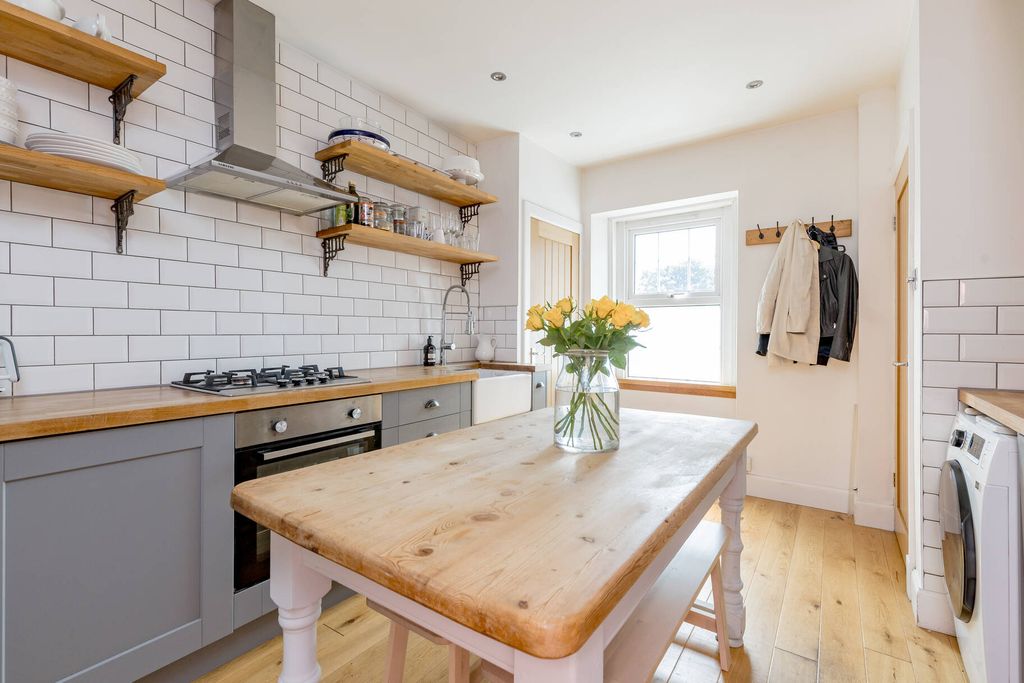 Property photo 3 of 12 Property Image 3