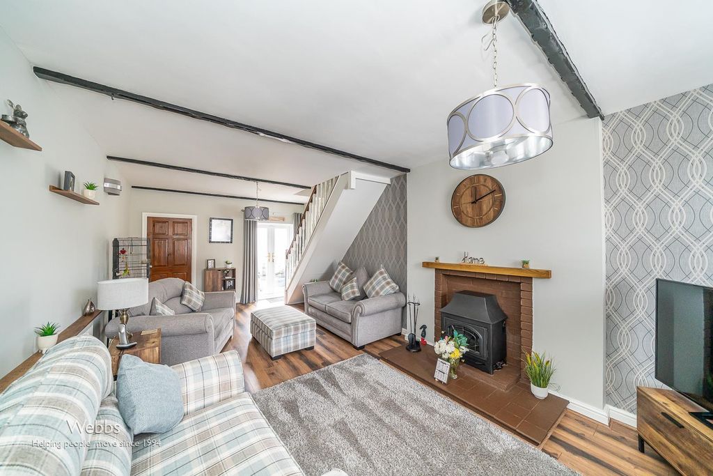 Property photo 1 of 28 Â© Webbs Estate Agents Â© (30 Of 52).Jpg