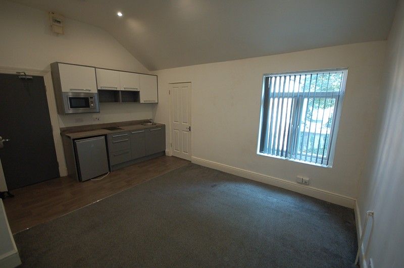 Property photo 1 of 6 2694-Pra12498-1-Raw