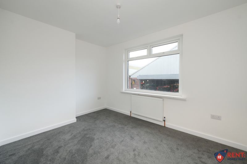 Property photo 3 of 11 Photo 7