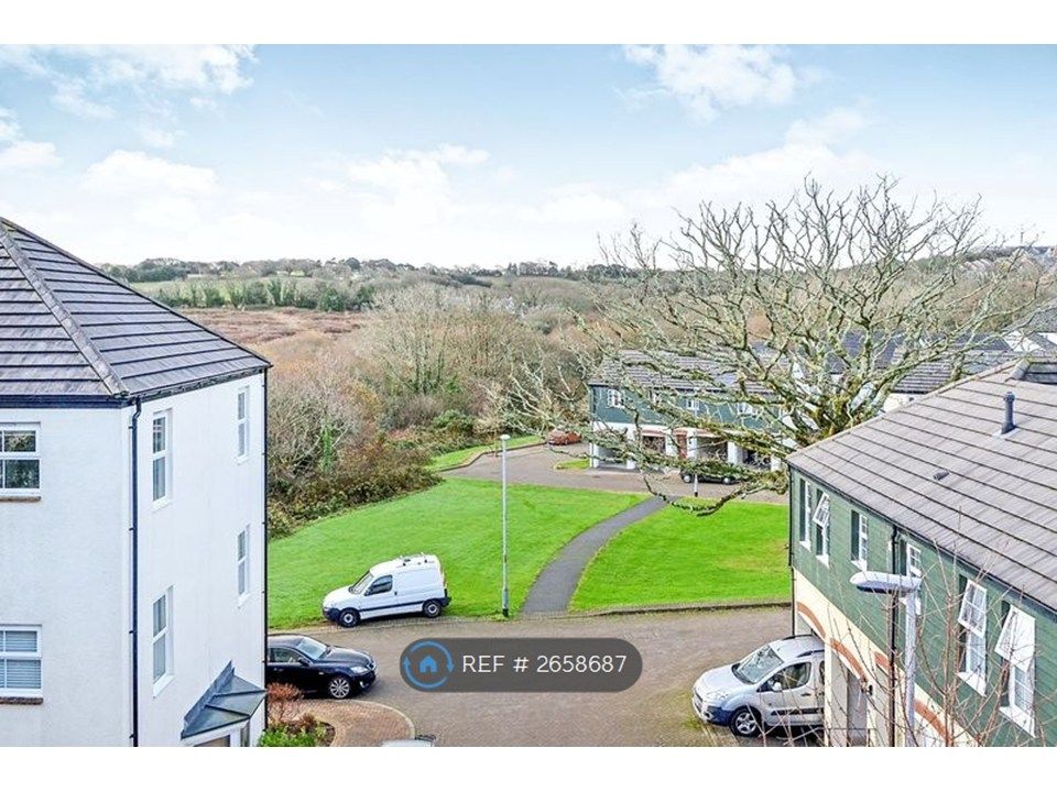 Property photo 3 of 15