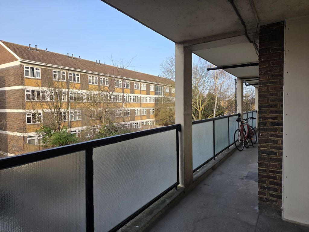 Property photo 3 of 26