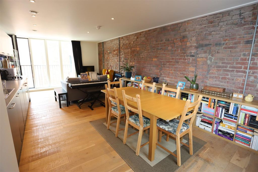 Property photo 3 of 13 Img_8837.Jpg