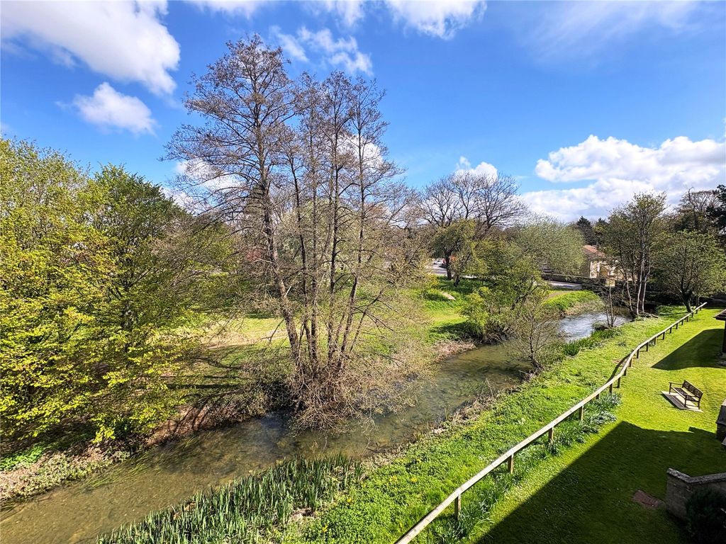 Property photo 1 of 17 Picture No. 27