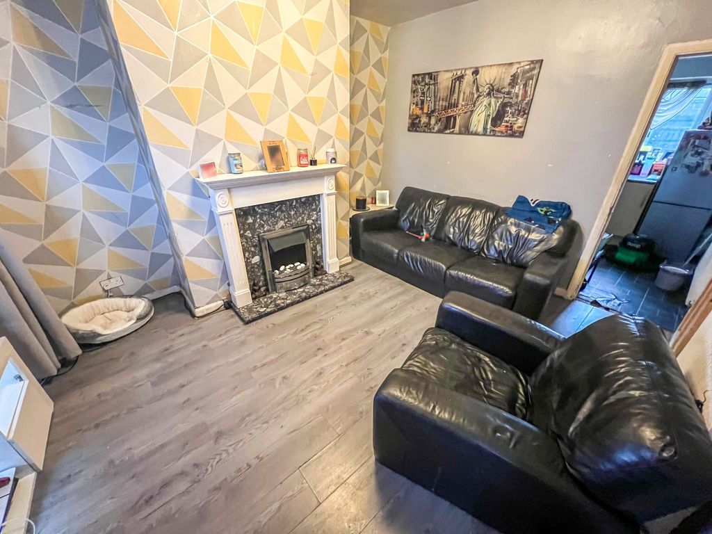 Property photo 2 of 11 Image 1