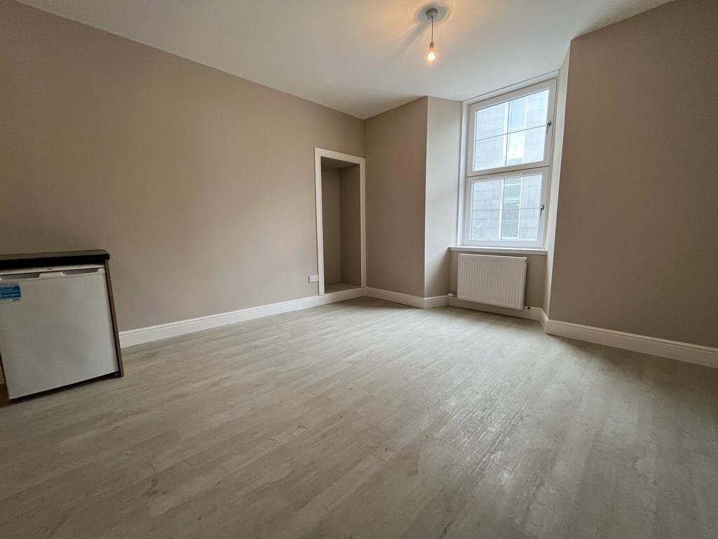 Property photo 3 of 3