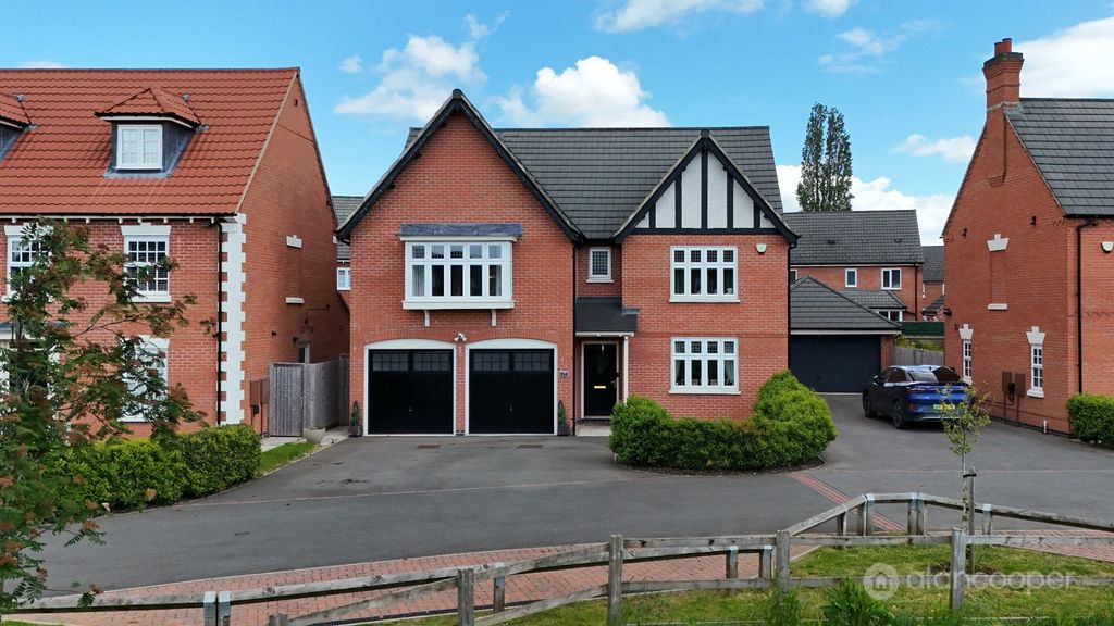 Property photo 1 of 26 5154812