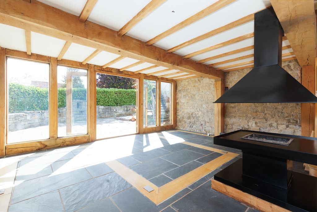 Property photo 3 of 39 4291406