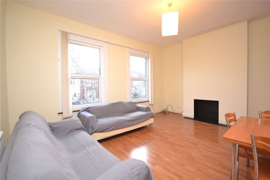 Property photo 1 of 6 Living Room