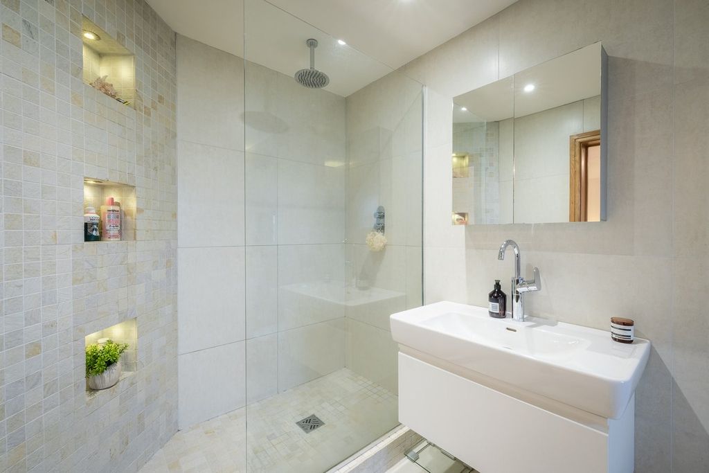 Additional image 23 of 6 bed detached house for saleAber Llwchwr, Llangennech SA14
