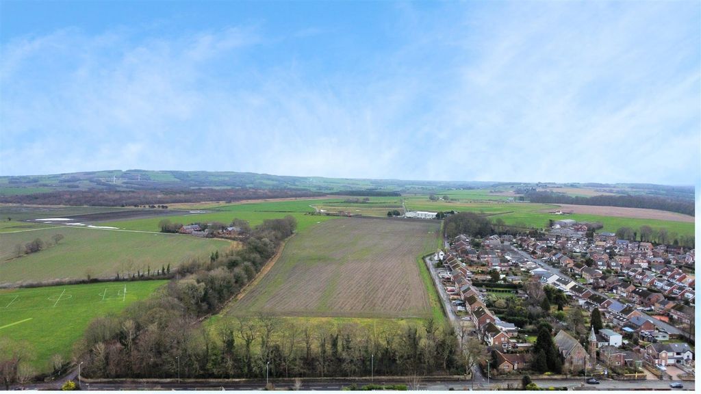 Property photo 3 of 5 Standish Drive Drone