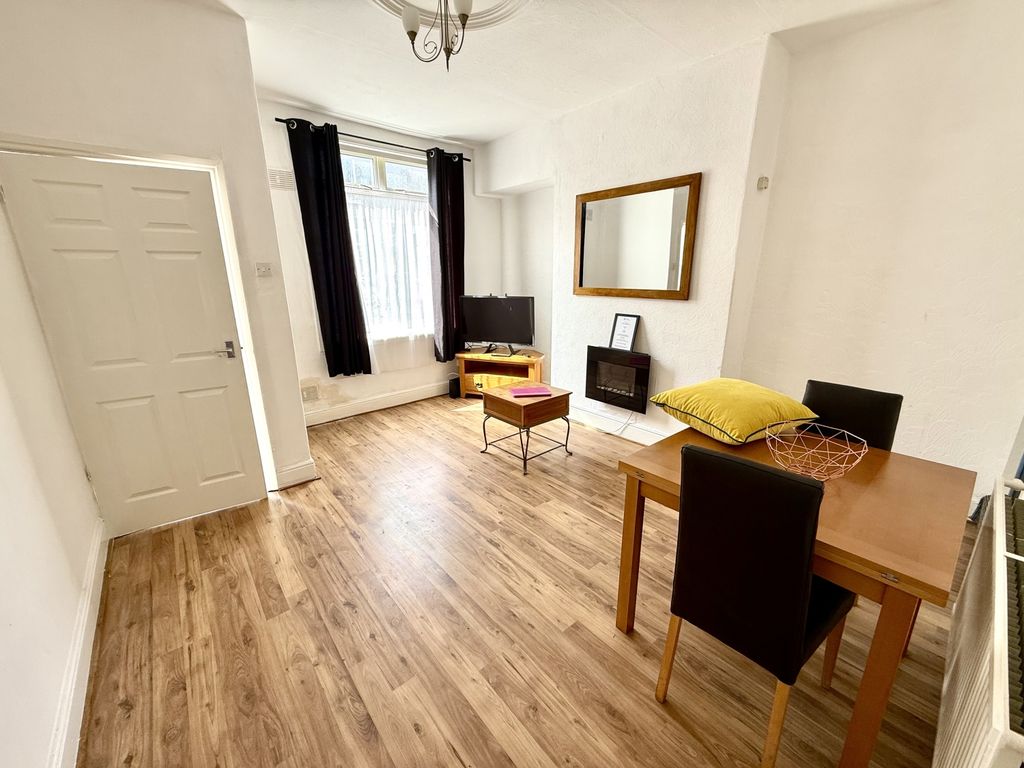 Property photo 2 of 7 Img_9500
