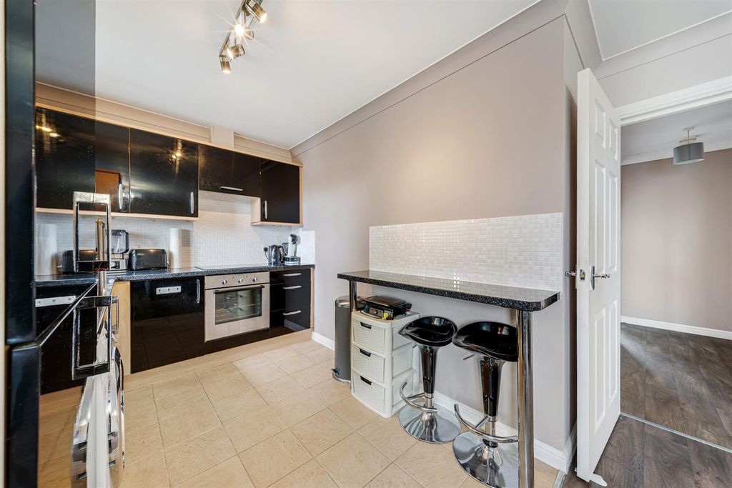 Additional image 8 of 2 bed flat for saleAshtons Green Drive, St. Helens WA9