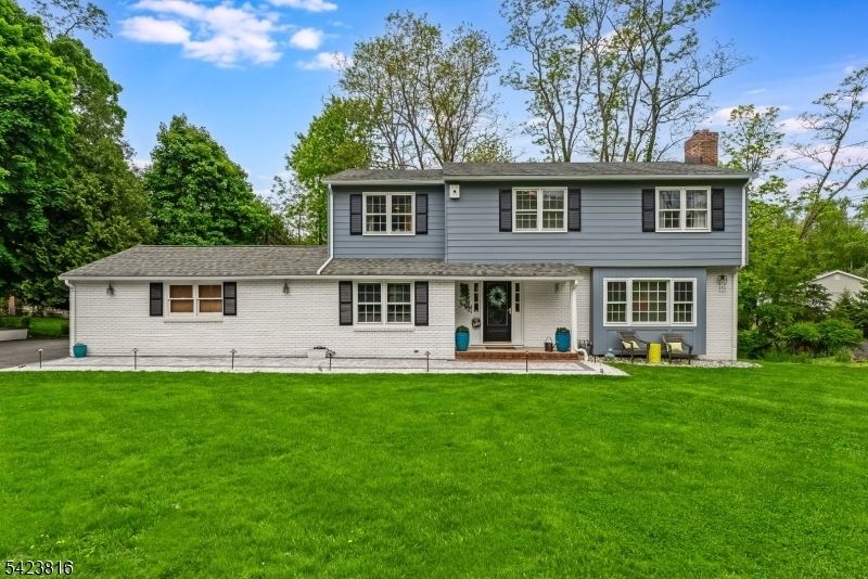 Property photo 1 of 5