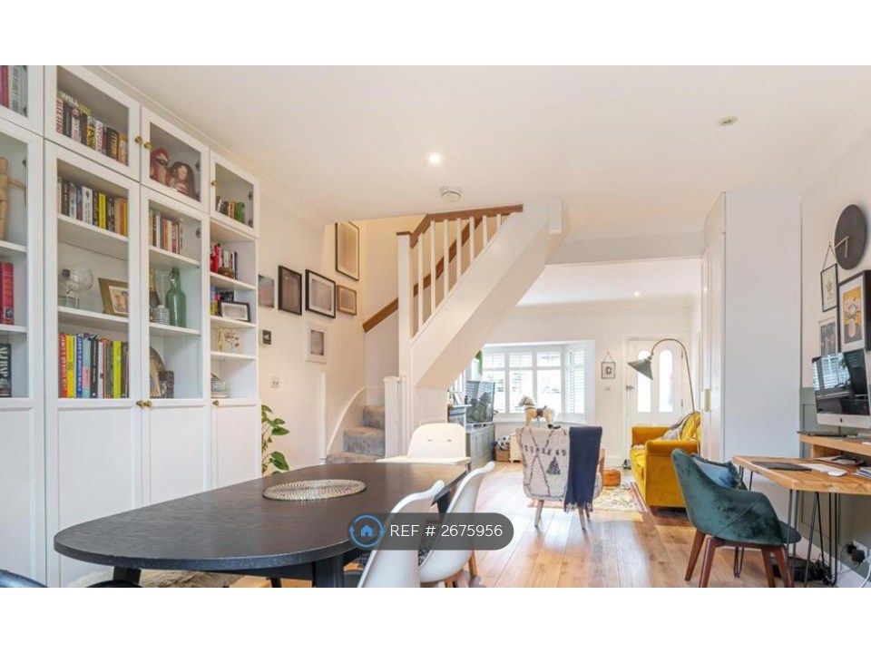 Property photo 3 of 9