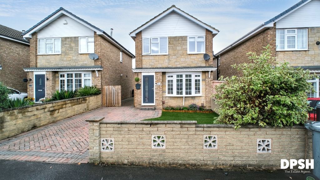 Property photo 1 of 26