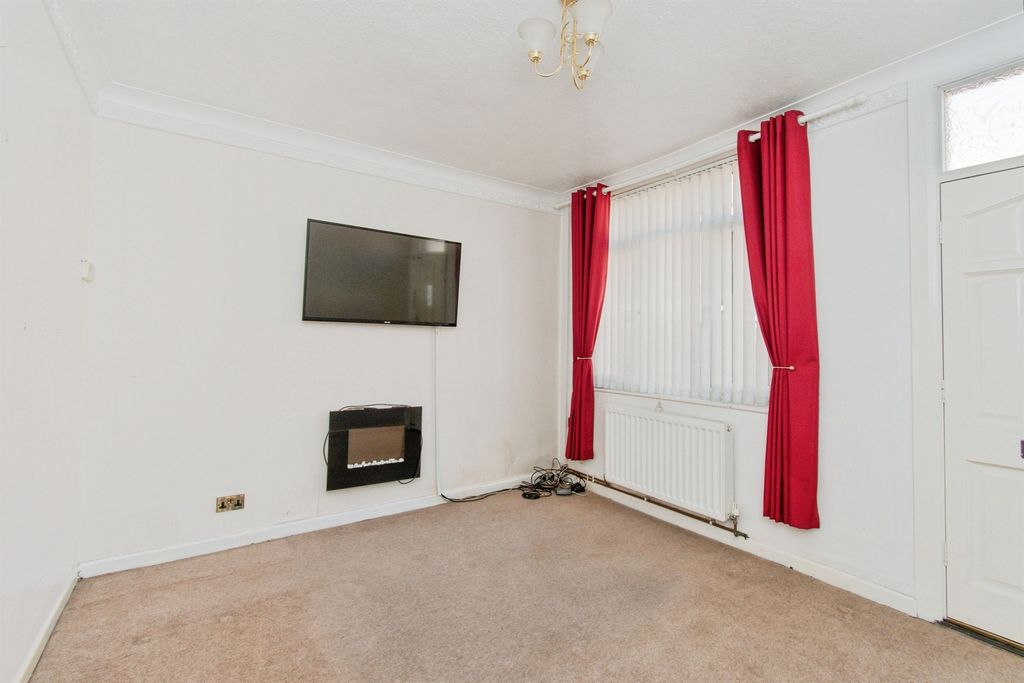 Property photo 2 of 15